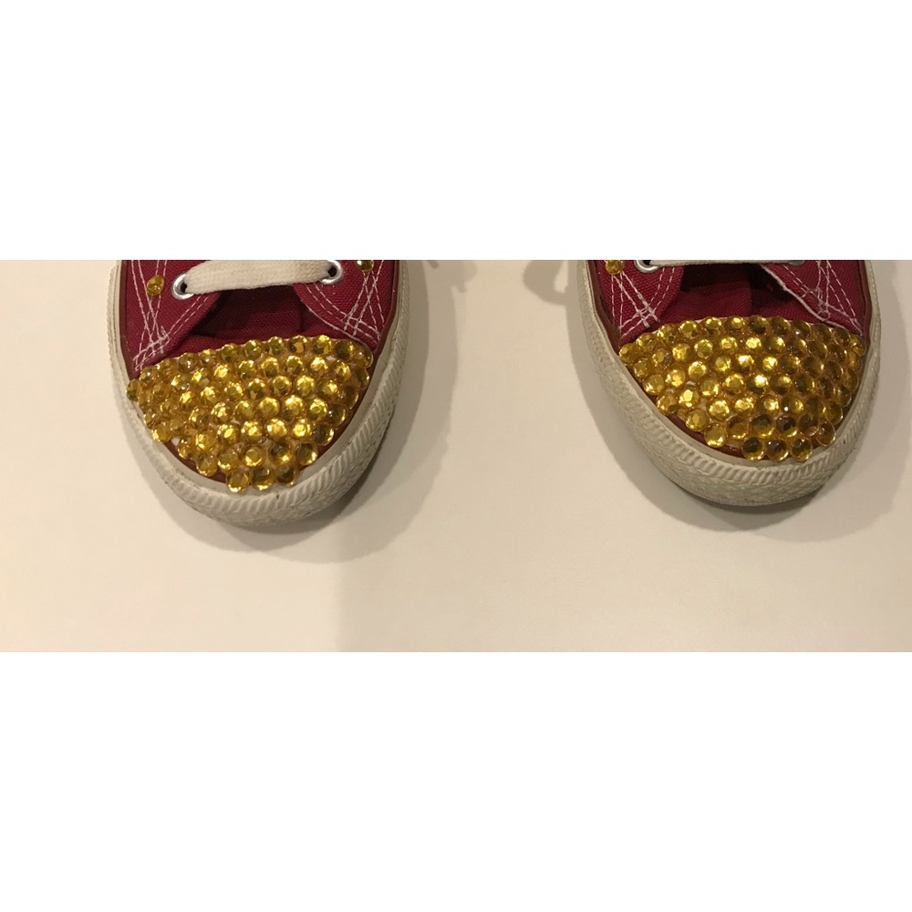 CUSTOM RHINESTONE “BLING” CONVERSE STYLE MISBEHAVE SIZE 7 1/2 TENNIS SHOE